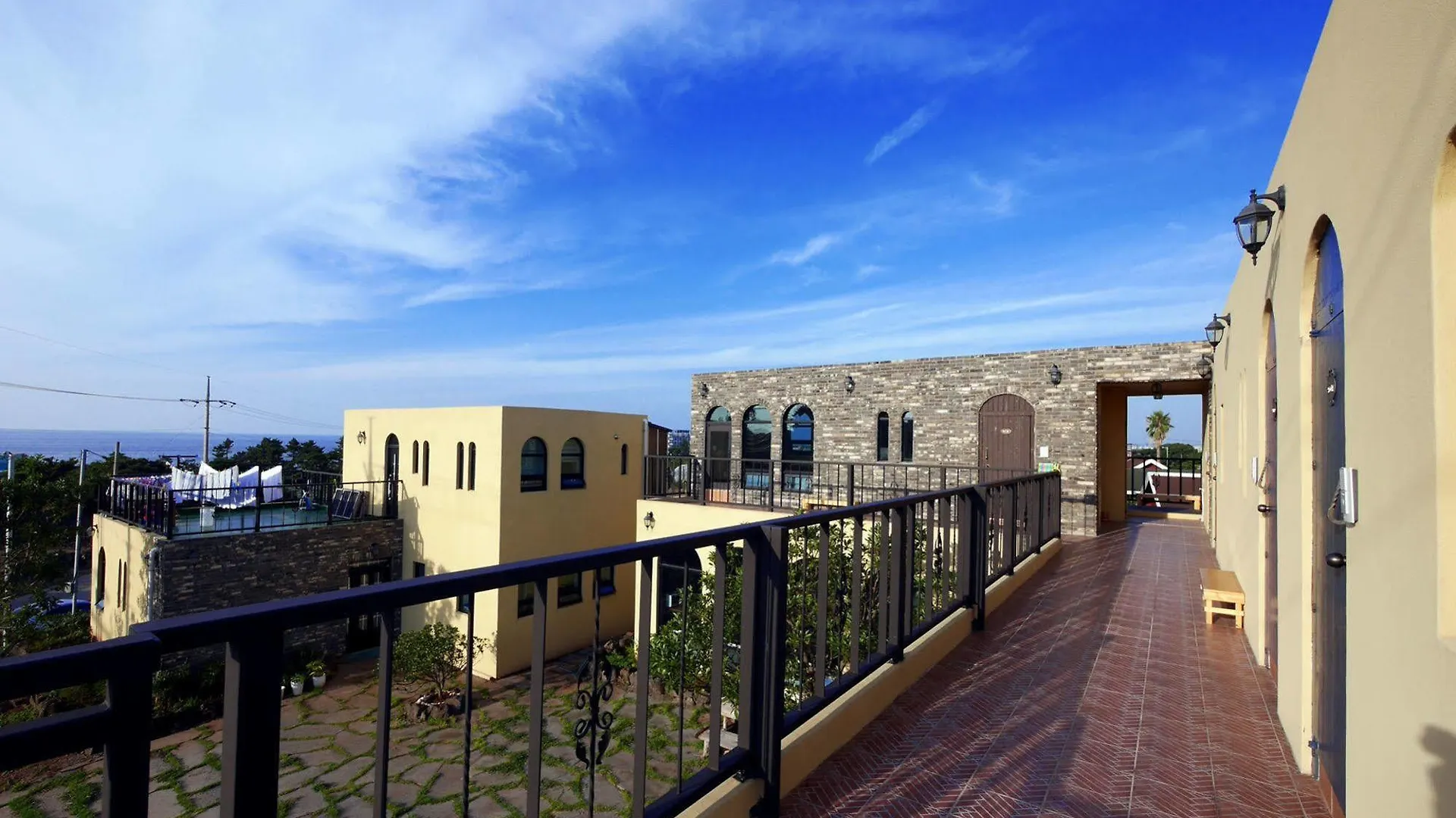 Hotel Italiano Pension Jeju